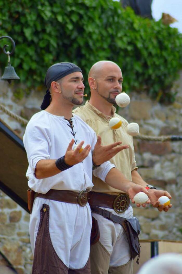 Spectacle de « Jongleurs minute » ! Plateau de Rousson Rousson