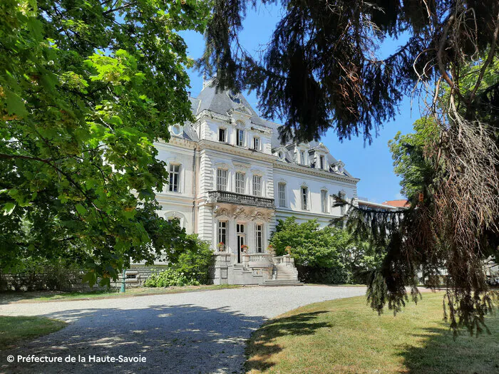 Annecy - Visites de la préfecture de la Haute-Savoie Préfecture de la Haute-Savoie Annecy