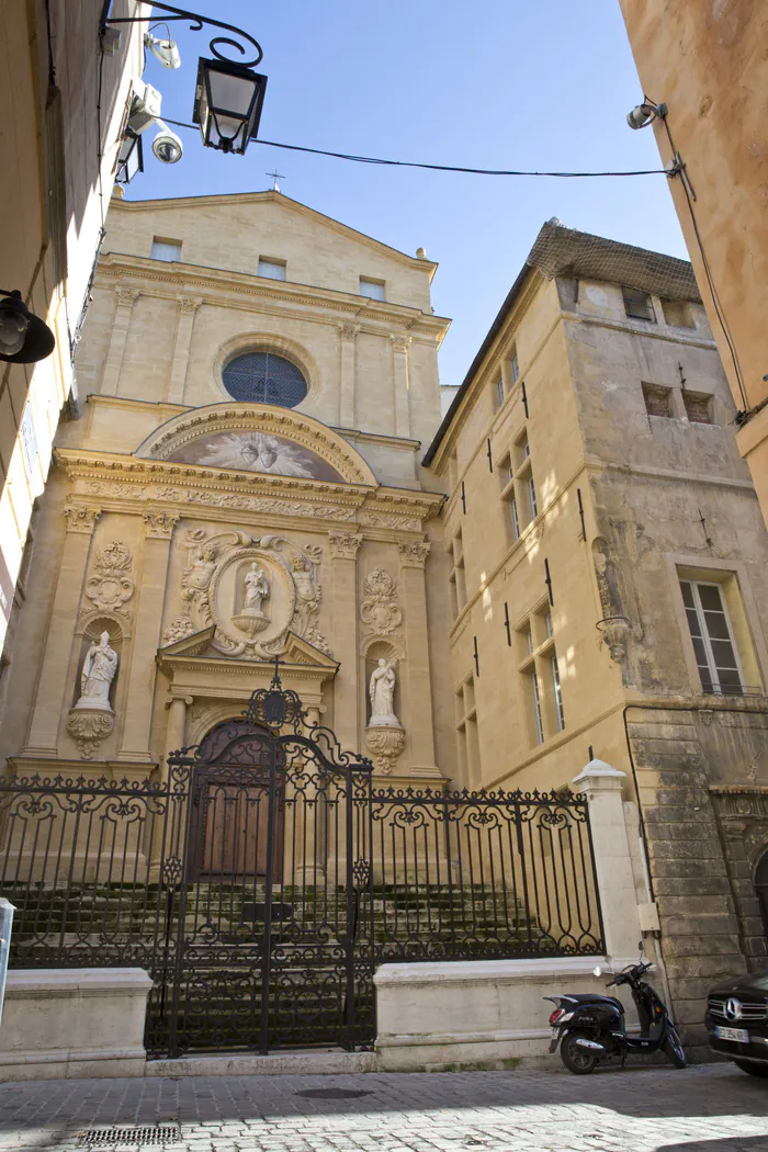 Visite guidée de l'ancien couvent de la Visitation (actuel ensemble scolaire Sainte Catherine de Sienne). Sainte Catherine de Sienne Aix-en-Provence