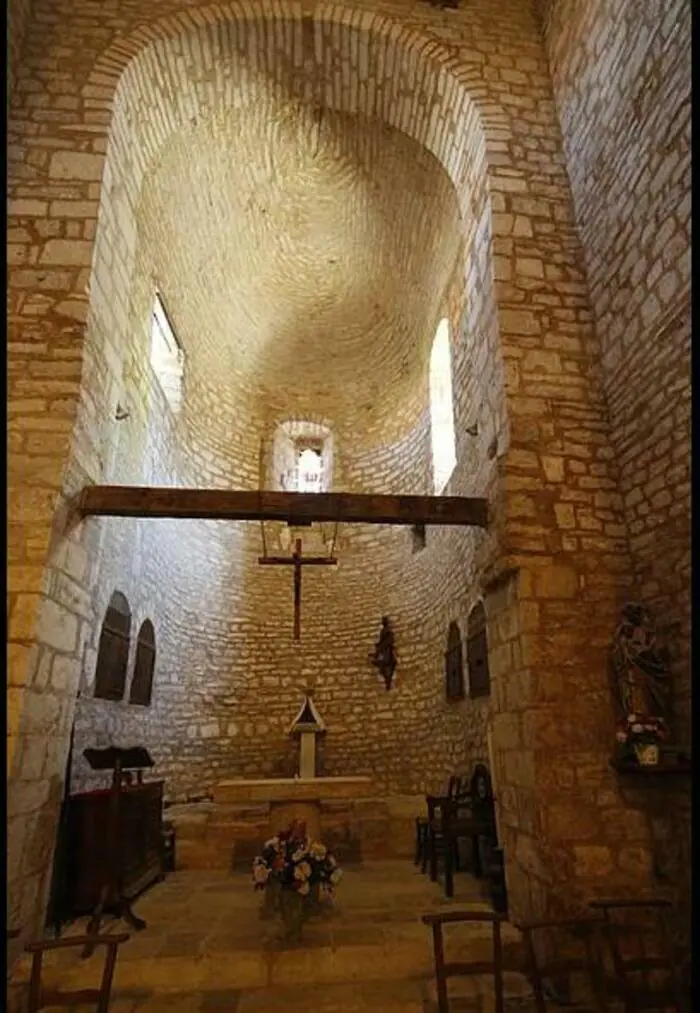 Entrez dans l'église Saint-Martin de Mayrinhac-le-Francal ! Sanctuaires