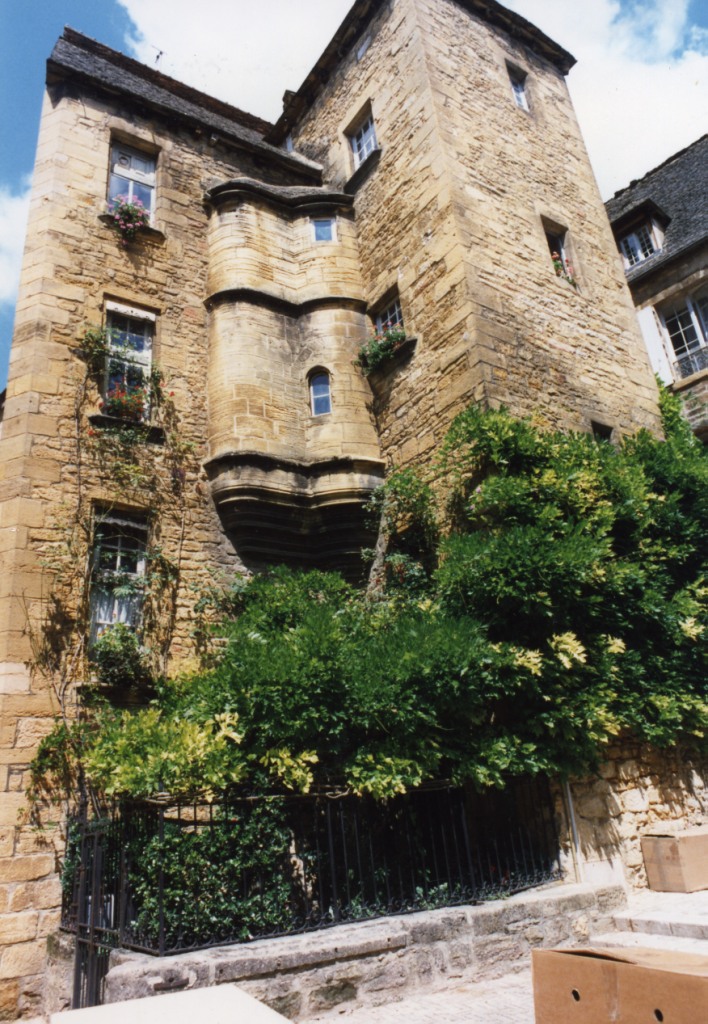 Sarlat en écomobilité Balade médiévale et gourmande Sarlat-la-Canéda Nouvelle-Aquitaine