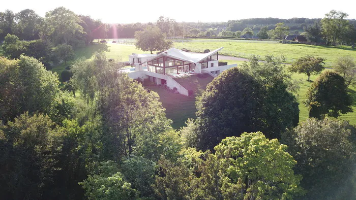 Visite guidée des extérieurs Villa Marcel Breuer Glanville