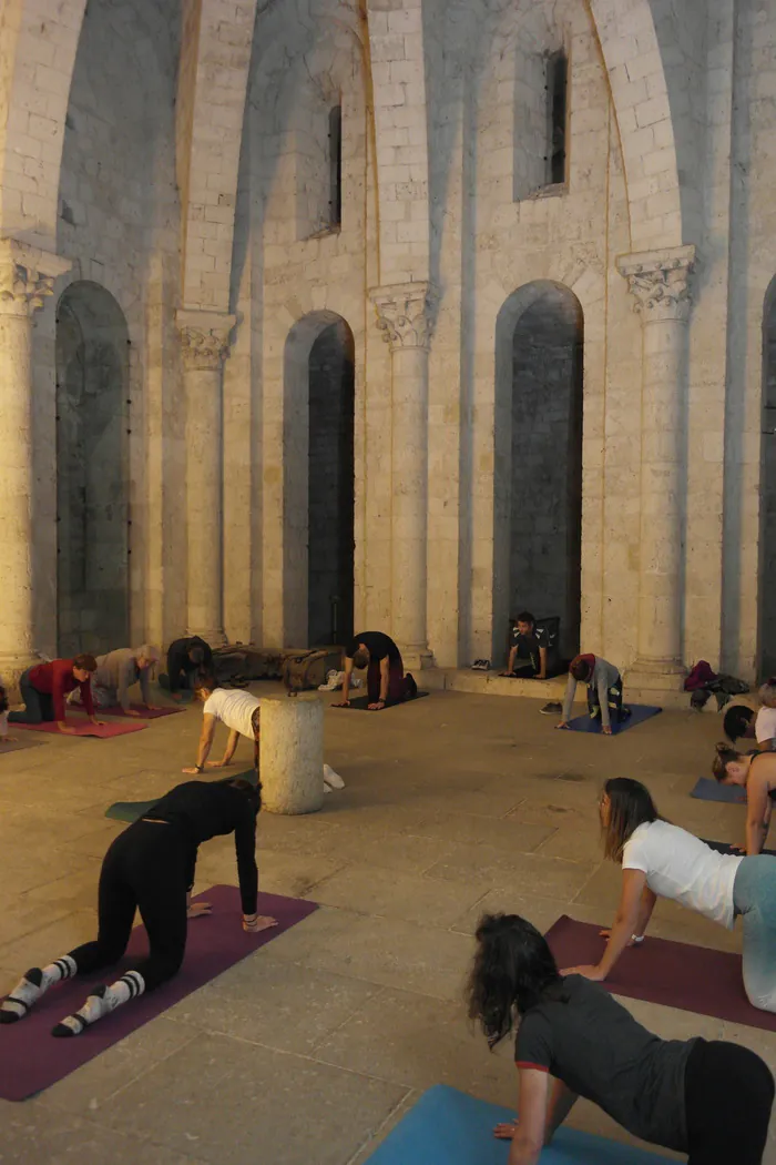 Le cloître en body zen au clair de lune Abbaye Saint-Pierre Moissac