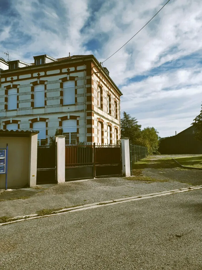 Parcours guidé d’une école à une autre : "Patrimoine oublié