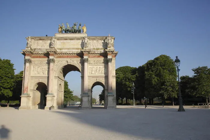 Visite architecturale : L'arc du Carrousel Arc du Carrousel du Louvre Paris