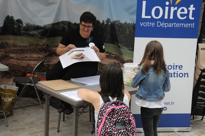 Découverte du Service d'archéologique départemental Archives Départementales du Loiret Orléans