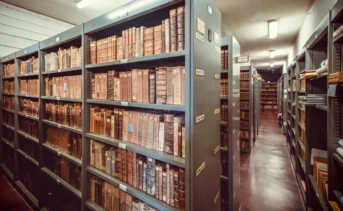 Visites guidées du bâtiment et des collections Archives et bibliothèque patrimoniale Abbeville