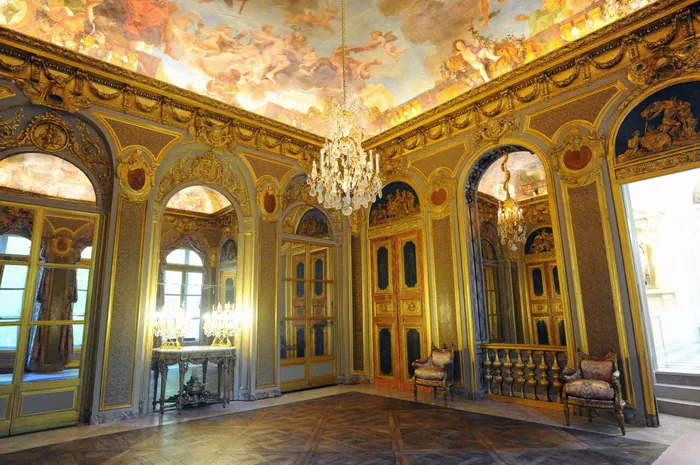 Visite de l'Hôtel de Rohan et des décors de la Chancellerie d'Orléans Archives nationales - site de Paris Paris