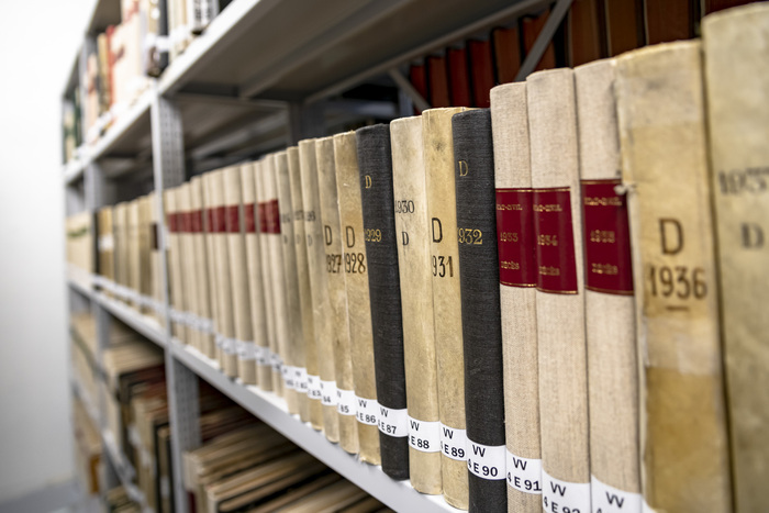 Dans les coulisses des Archives de Valence ! Archives & Patrimoine Site de Valence Valence