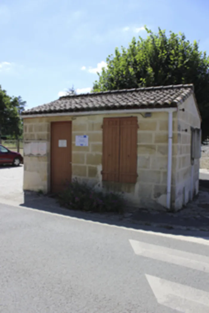 Visite de la bibliothèque populaire de Boisragon Bibliothèque de Boisragon La Crèche