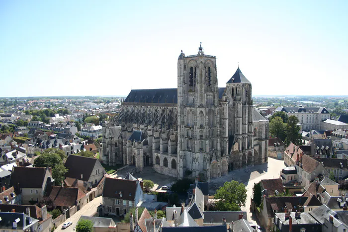 La cathédrale de Bourges pour tous ! Cathédrale Saint-Étienne Bourges