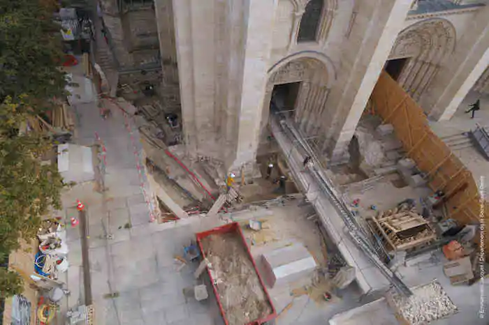 Des fouilles à la basilique Saint-Denis Centre départemental d’archéologie Épinay-sur-Seine