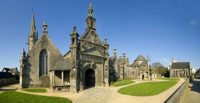 Visite guidée du centre d'interprétation et de l'enclos paroissial de Guimiliau Centre d'interprétation - Les Enclos Guimiliau