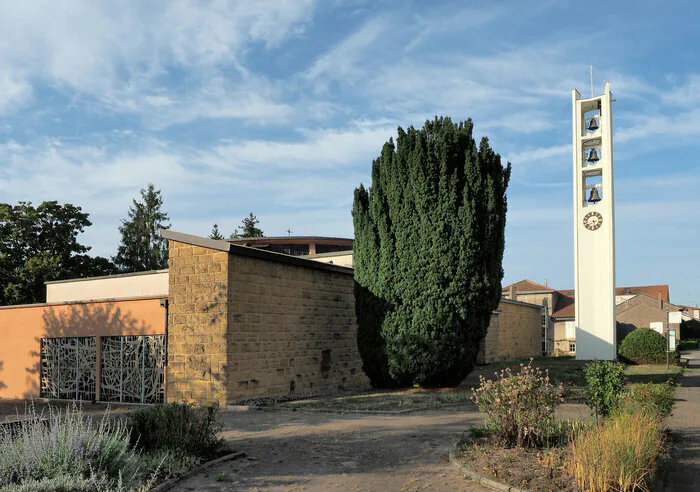 Venez visiter quatre églises conçues par un architecte de renom Centre d'intervention et de secours Metz