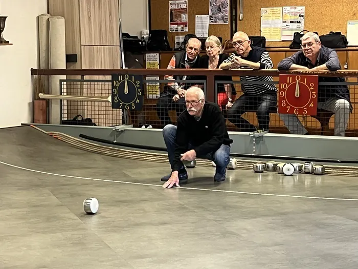 Initiation à la pratique de la boule de Fort Cercle du Bon-Accord Chinon