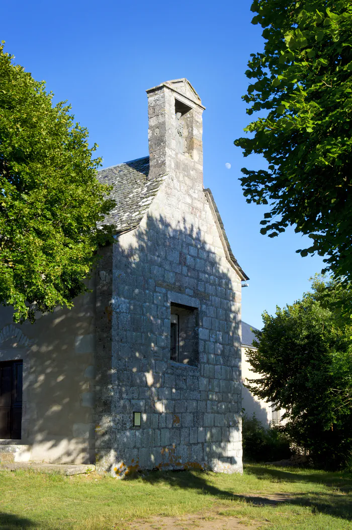 Découvrez l'histoire de cette chapelle et de la légende qui l'entoure Chapelle Notre-Dame-de-Lorette Sévérac-le-Château