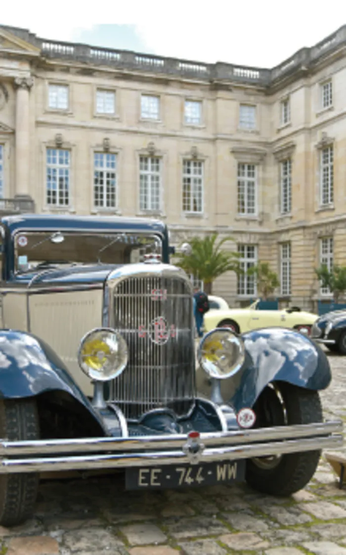 Exposition d'automobiles historiques Château de Compiègne Compiègne