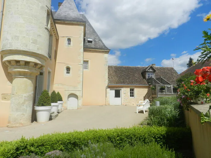 Visite libre du château de Haut Éclair Chateau de haut eclair Nogent-le-Bernard