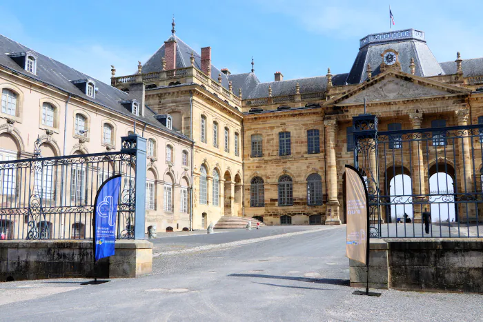 Visites guidées dans un château ayant appartenu aux ducs de Lorraine Château de Lunéville Lunéville