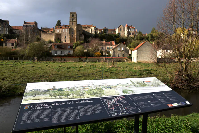 Circuit découverte de la cité médiévale de Château-Landon Château-Landon Château-Landon