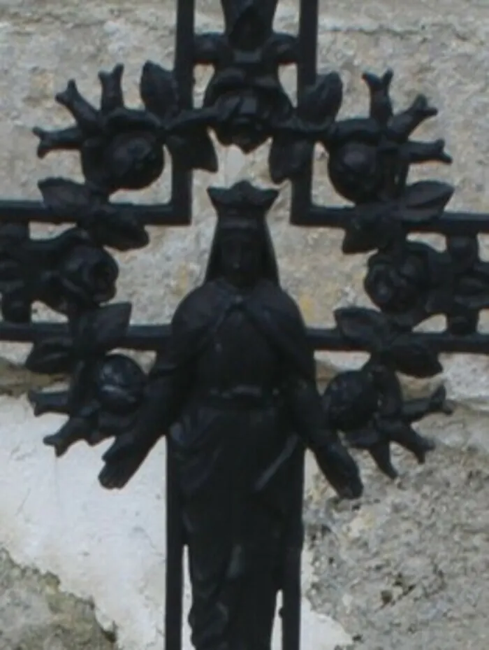 Visite autour de l'art funéraire à Blérancourt... Cimetière de Blérancourt Blérancourt