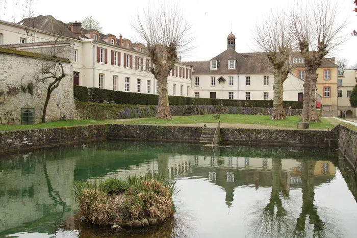 Visite du couvent des Carmes Couvent des Carmes Avon