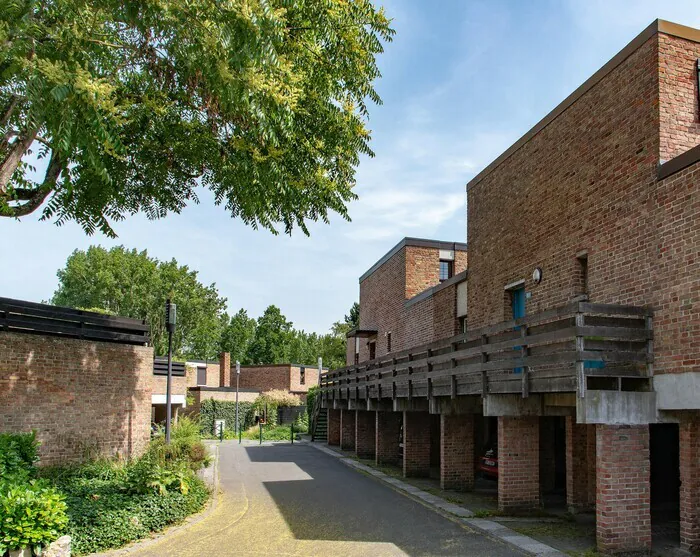 Visite guidée de l'œuvre de l'architecte Jean Pierre Watel croisement chemin de la Chasse/rue Charles le Bon Villeneuve-d'Ascq