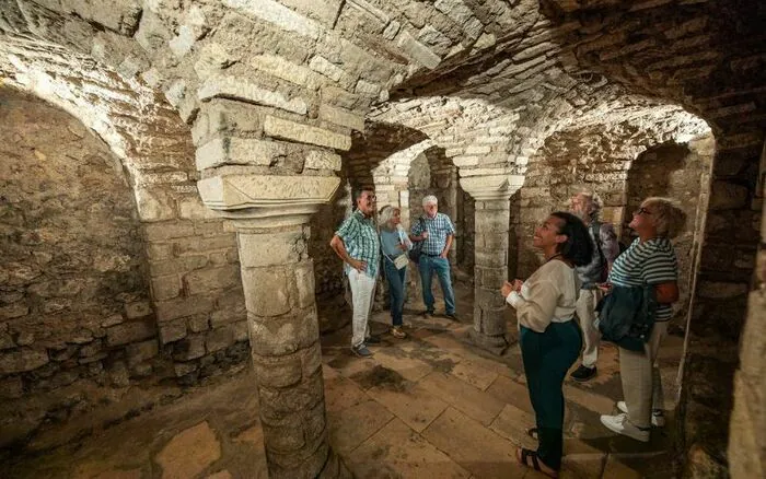 Visite guidée de la crypte Saint-Avit Crypte Saint-Avit Orléans