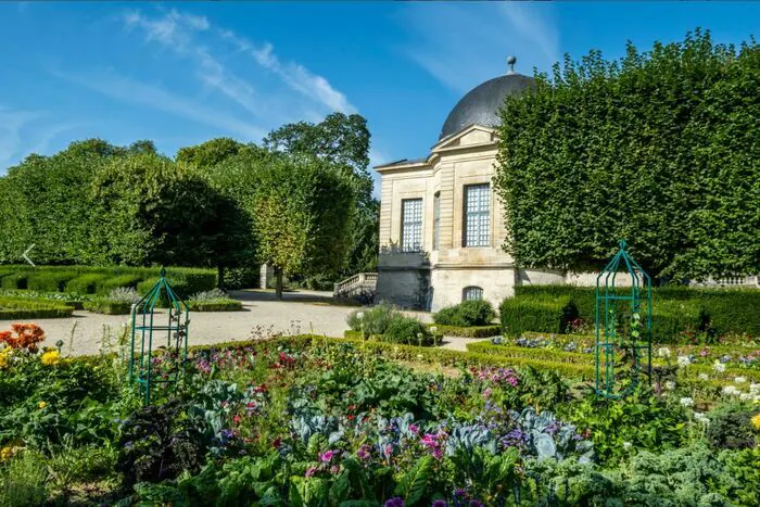 Visite du pavillon de l'Aurore Domaine départemental de Sceaux Sceaux