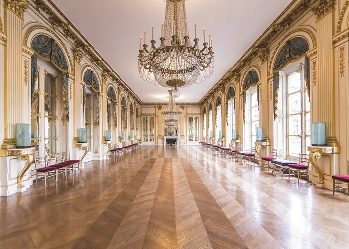 Visite du ministère de la Culture Domaine national du Palais-Royal Paris