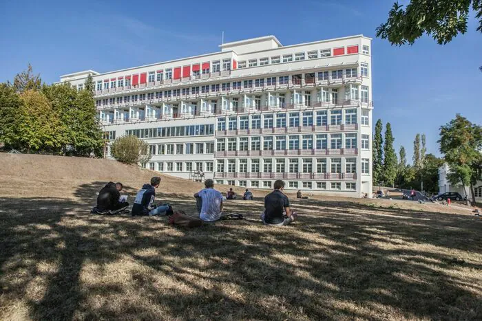 École nationale supérieure d'Architecture de Clermont-Ferrand (ENSACF) Ecole nationale supérieure d'architecture Clermont-Ferrand