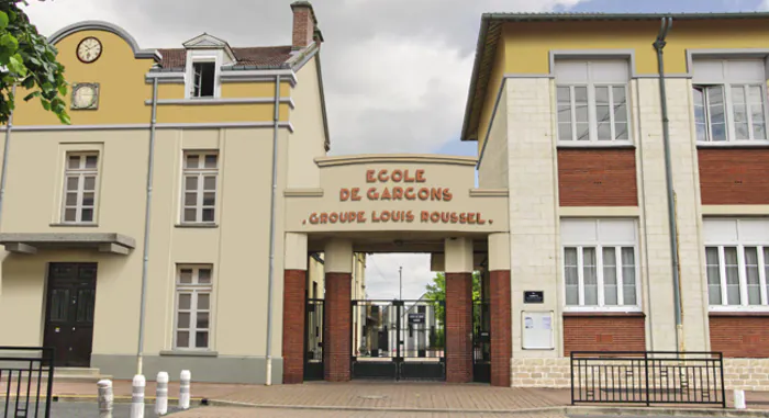 Visite d'une classe des années 50/60 École Roussel Beaumont-sur-Oise