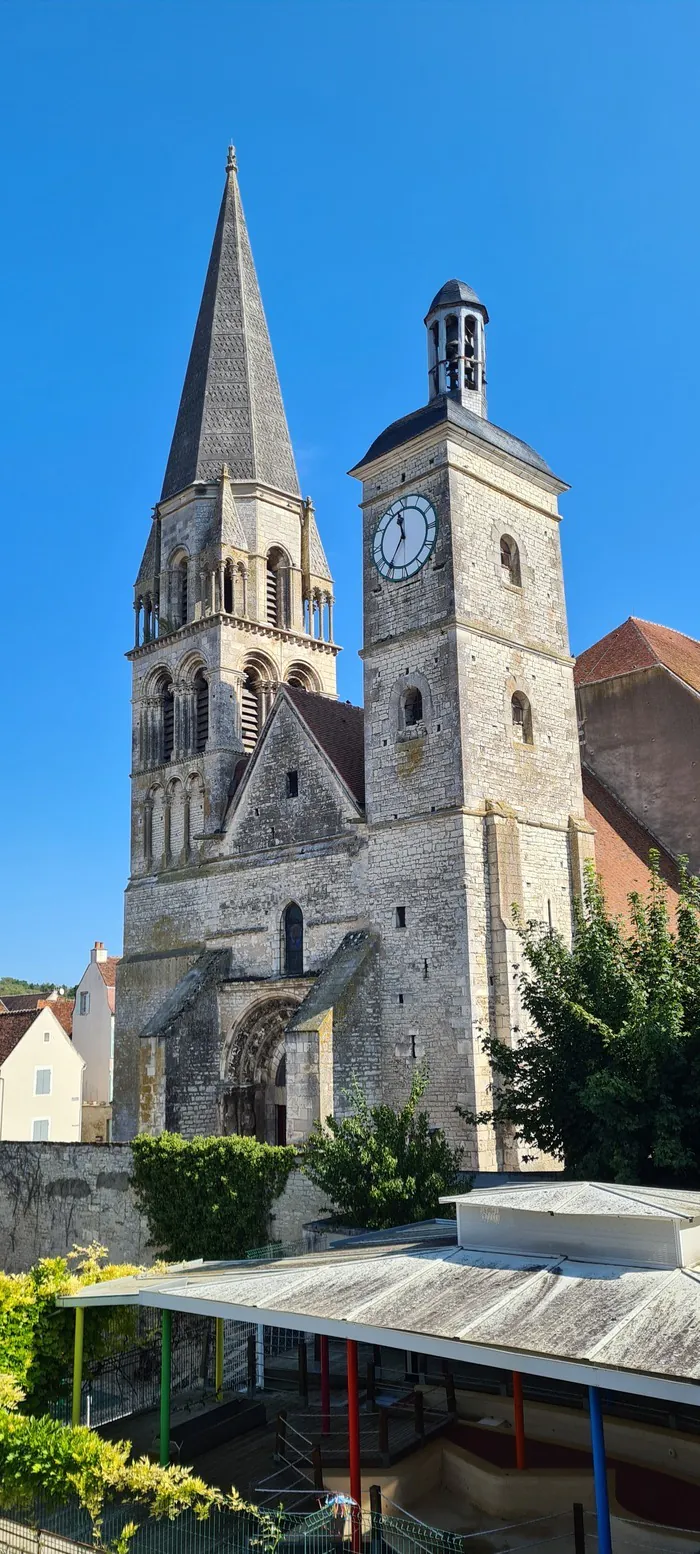 Visite libre de l'église Notre-Dame de Vermenton Eglise Notre Dame à Vermenton Vermenton