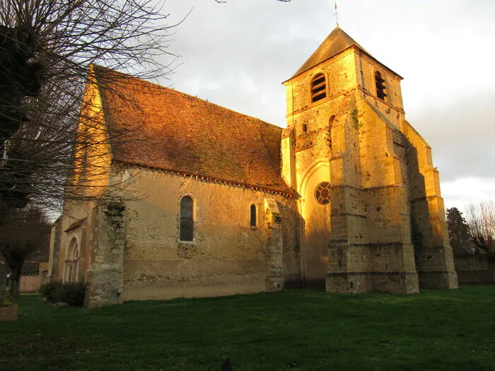 Visite libre de l'église Notre-Dame de la Nativité Église Notre-Dame de la Nativité Pont-sur-Vanne