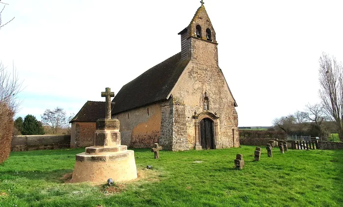 Ouverture de l'église Notre-Dame-des-Champs avec visites commentées Eglise Notre-Dame-des-Champs - 72380 - Saint-Jean d'Assé Saint-Jean-d'Assé