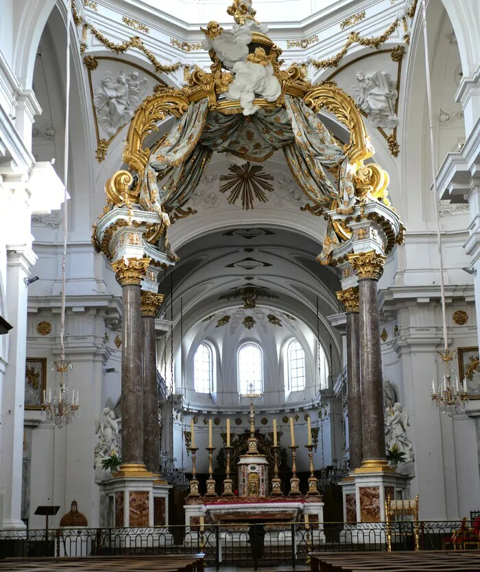 Visites guidées de l'église Saint Bruno lès Chartreux Eglise Saint-Bruno les Chartreux