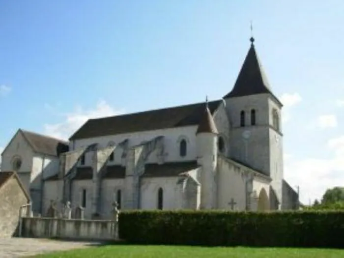 Visite libre de l'église Saint-Christophe de Chissey-sur-Loue Église Saint-Christophe Chissey-sur-Loue