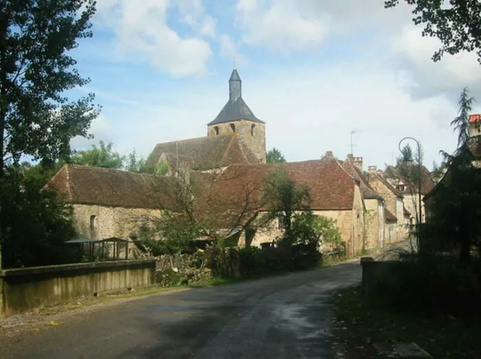 Partez à la découverte de l'église Saint-Germain de Rignac Église Saint-Germain Rignac