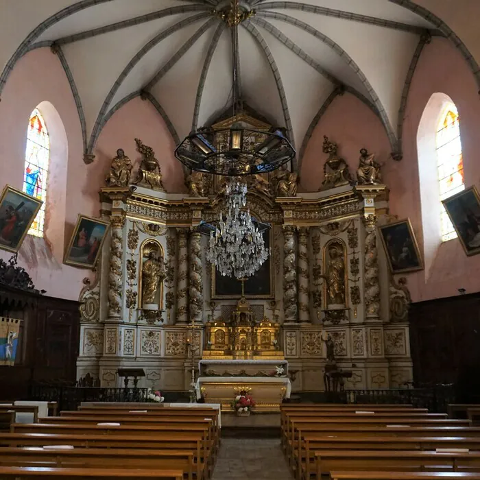 Découvrez une église au retable classée au titre des Monuments historiques