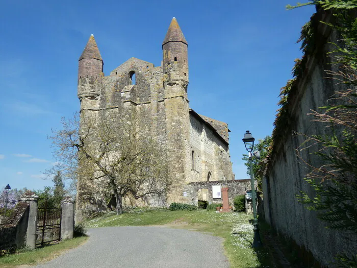 Visite église Saint-Jean-Baptiste Église Saint-Jean-Baptiste de Mazères Castelnau-Rivière-Basse