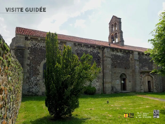 Visite guidée du prieuré d'Esteil Église Saint-Jean Esteil