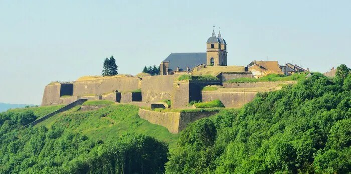 Reportage "Montmédy et sa citadelle" Église Saint-Martin Montmédy