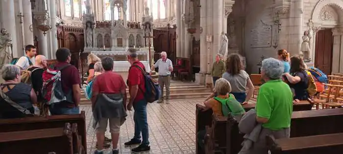 Visite guidée d'une église datant de la fin du XIXe Eglise Saint-Pierre-et-Saint-Paul Euville