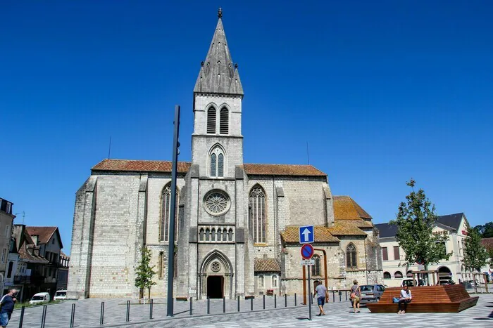 Partez à la découverte d'un orgue Cavaillé-Coll Église Saint-Pierre Orthez