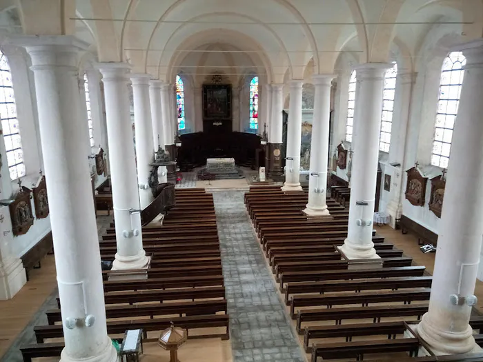 Découvrez une église et ses boiseries Eglise Saint-Pierre Rosières-aux-Salines