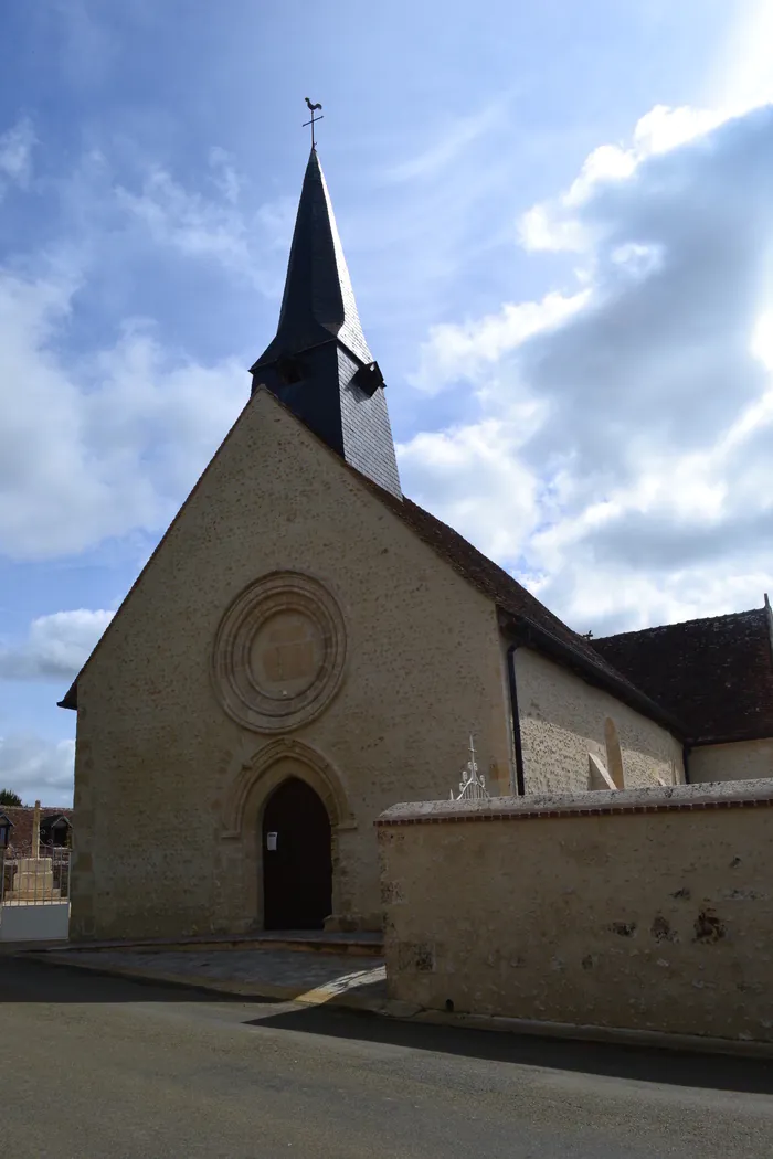 Visite libre de l'église de Pizieux (72600) Eglise Saint Rémi de Pizieux 72600 Pizieux