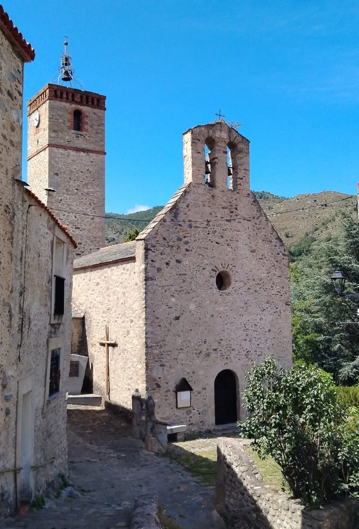 Visite guidée de l'église Saint-Marie de Campôme Église Sainte-Marie de Campôme Campôme