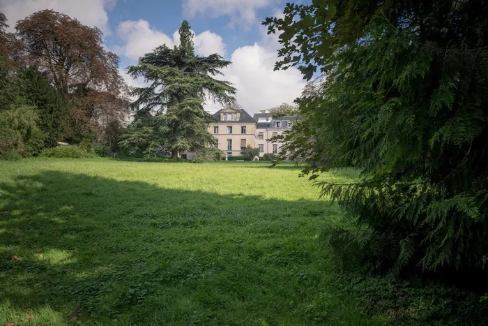 Visite commentée autour de l'histoire des demeures et du parc Fondation des Artistes Nogent-sur-Marne