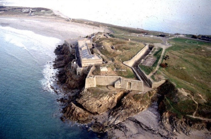 Visite libre du fort de Penthièvre Fort de Penthièvre Saint-Pierre-Quiberon