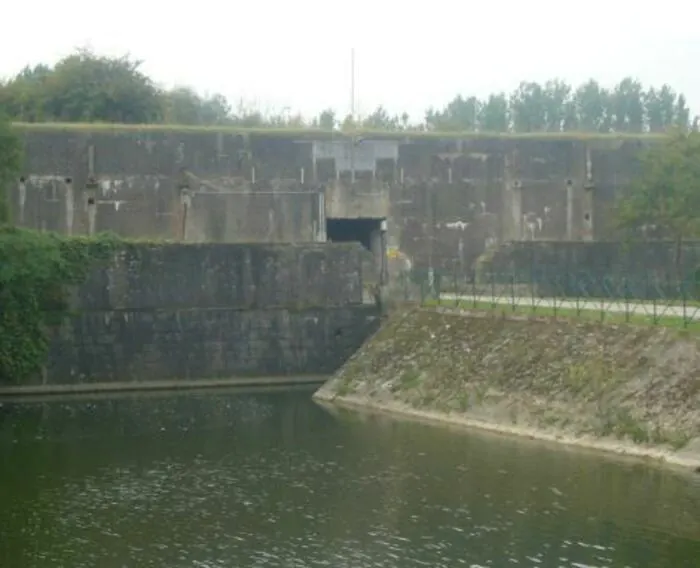 Soldats au fort. Fort de Petite-Synthe Dunkerque